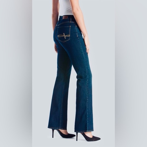 Denizen Levi’s Modern Bootcut Jean in Dark Wash, Mid Rise, Size 10 L/C - Picture 2 of 11